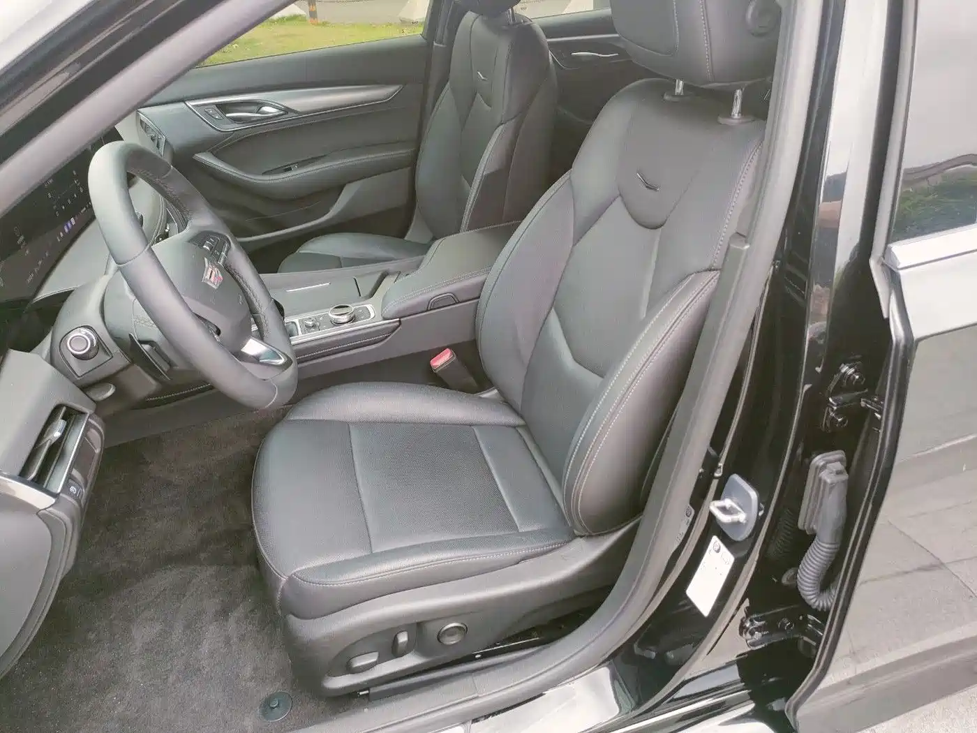 Cadillac CT5 2026 2025 Model 28T Urban Sport Edition