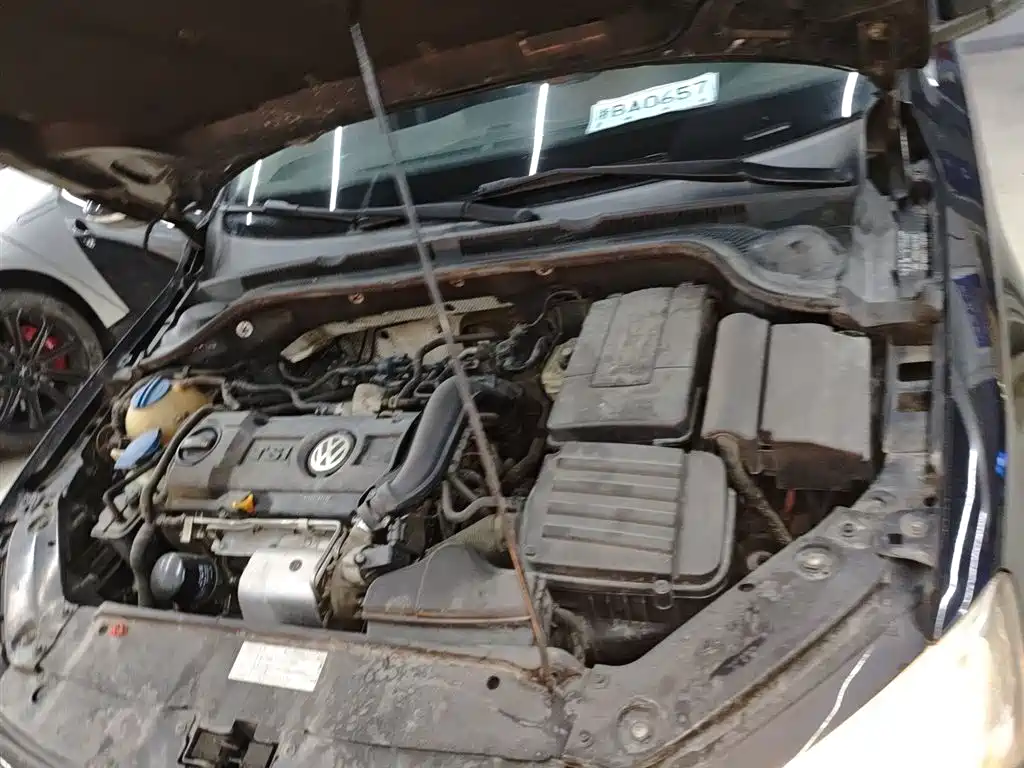 Volkswagen Sagitar 2014 Facelift 1.4TSI Automatic Luxury фото 16