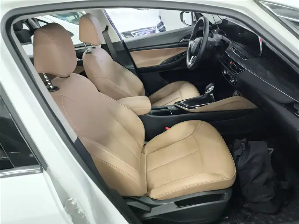 Buick GL6 2021 323T Mild Hybrid Connected Premium Trim фото 24