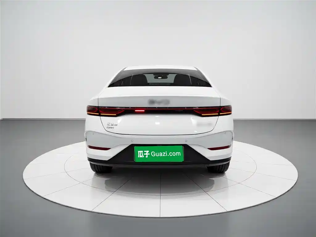 BYD Qin PLUS 2025 DM-i Smart Drive 55KM Leader фото 5
