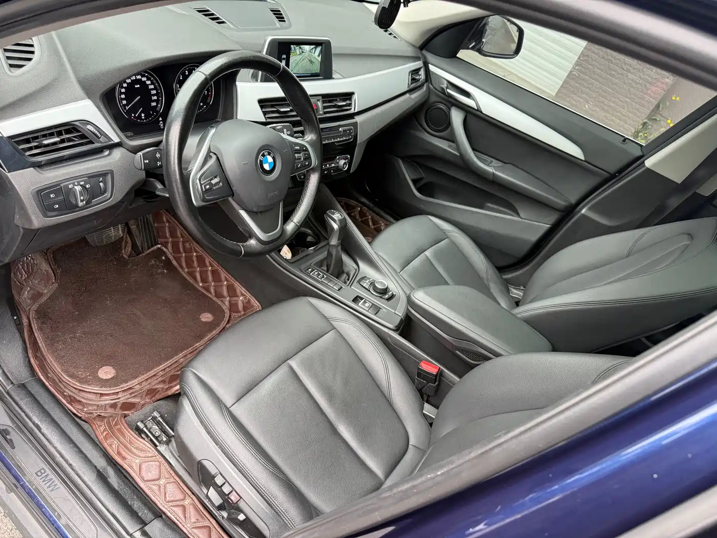 BMW X1 2019 sDrive20Li Leading Model фото 4