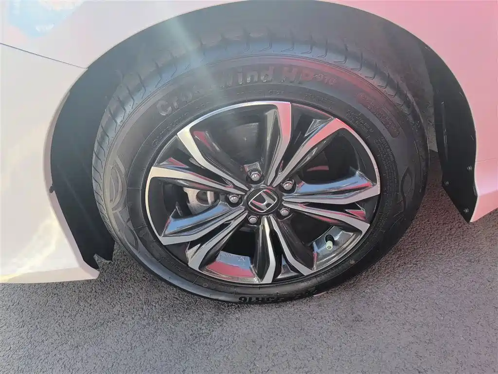 Honda ENVIX 2023 2022 180TURBO CVT Comfort Edition