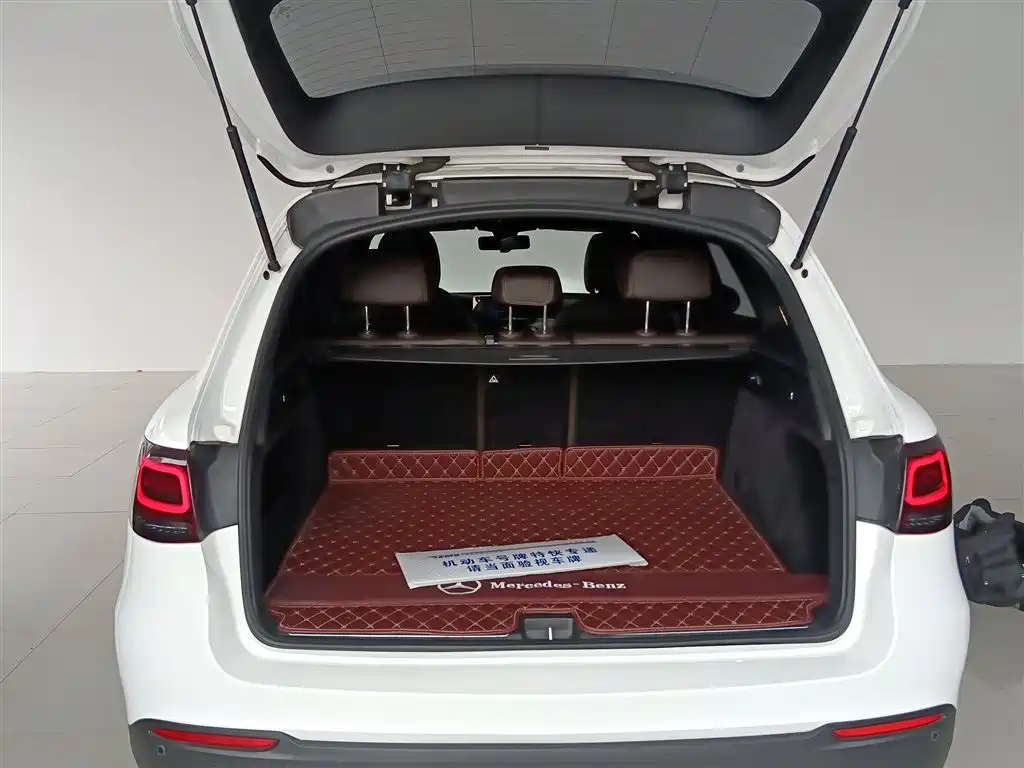 Mercedes-Benz GLC 2021 GLC 260 L 4MATIC Sporty фото 19