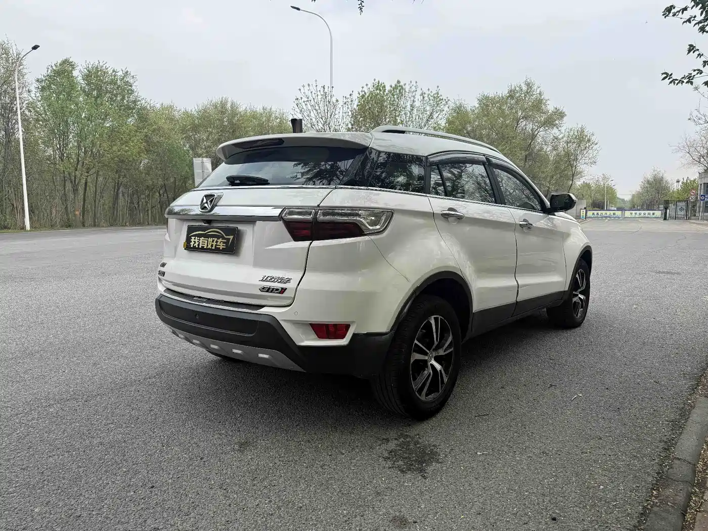 Jiangling Yusheng S330 2017 2016 1.5L GTDi Automatic 2WD Premium Edition