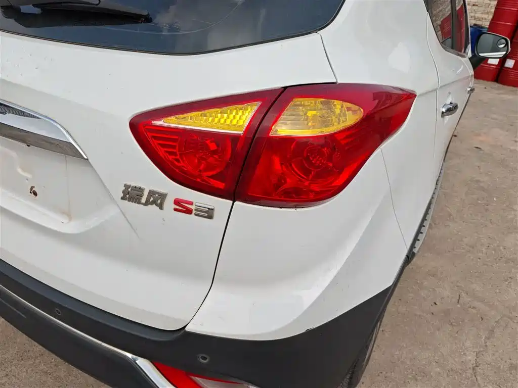 JAC Refine S3 2015 2014 1.5L CVT Luxury Smart
