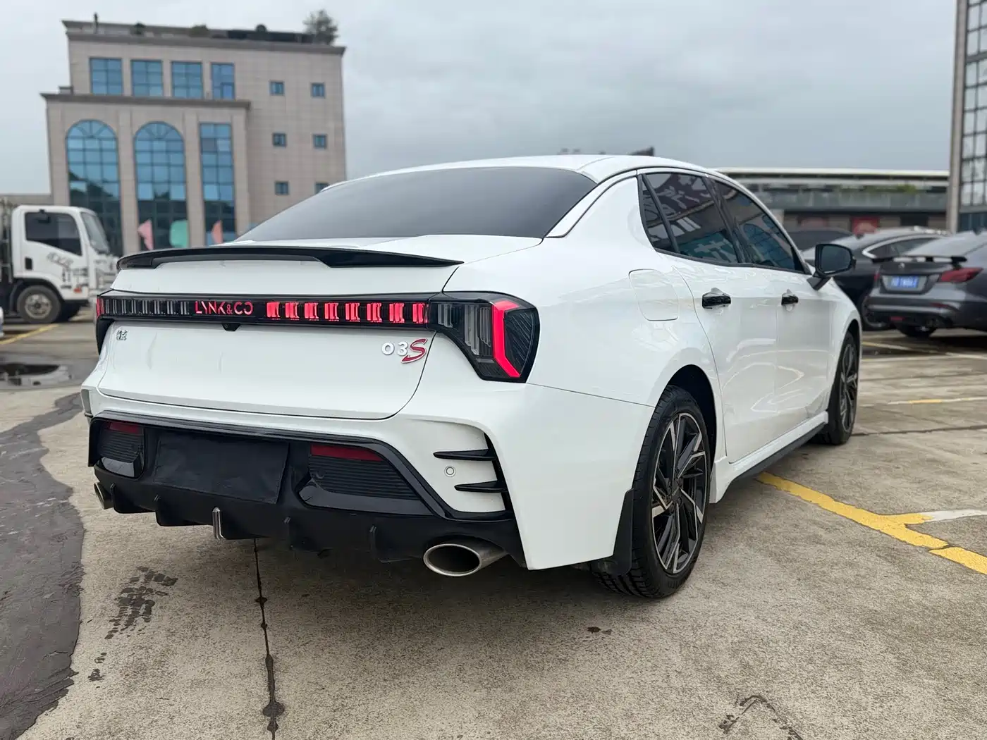 LYNK 03