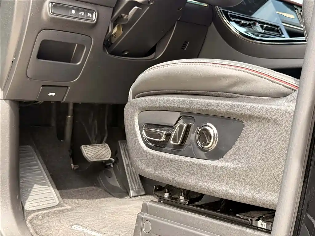 GAC Trumpchi Trumpchi M8 2025 Model Master Series Super Hybrid Edition фото 26