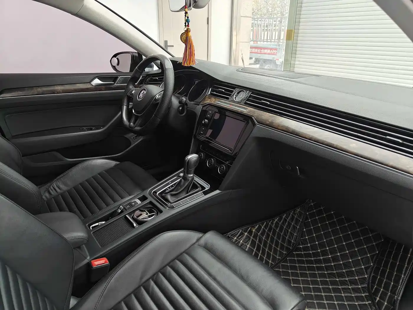 Volkswagen Magotan 2019 330TSI DSG Luxury Class China VI фото 14