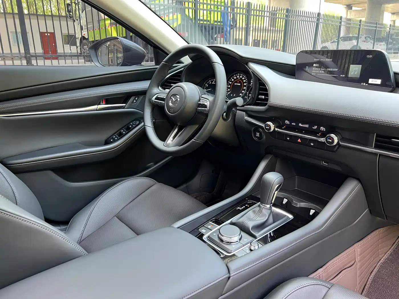 MAZDA 3 ANGKESAILA