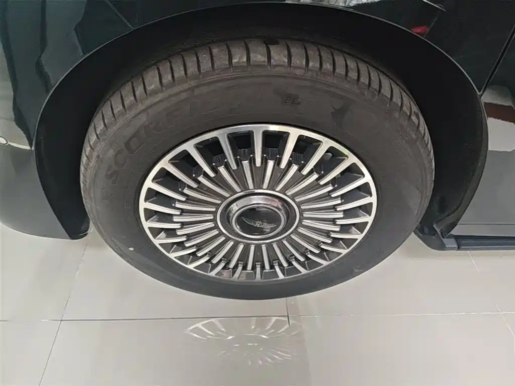 Geely Galaxy Yizhen L380 2025 Model 805km Flagship Edition AWD фото 24