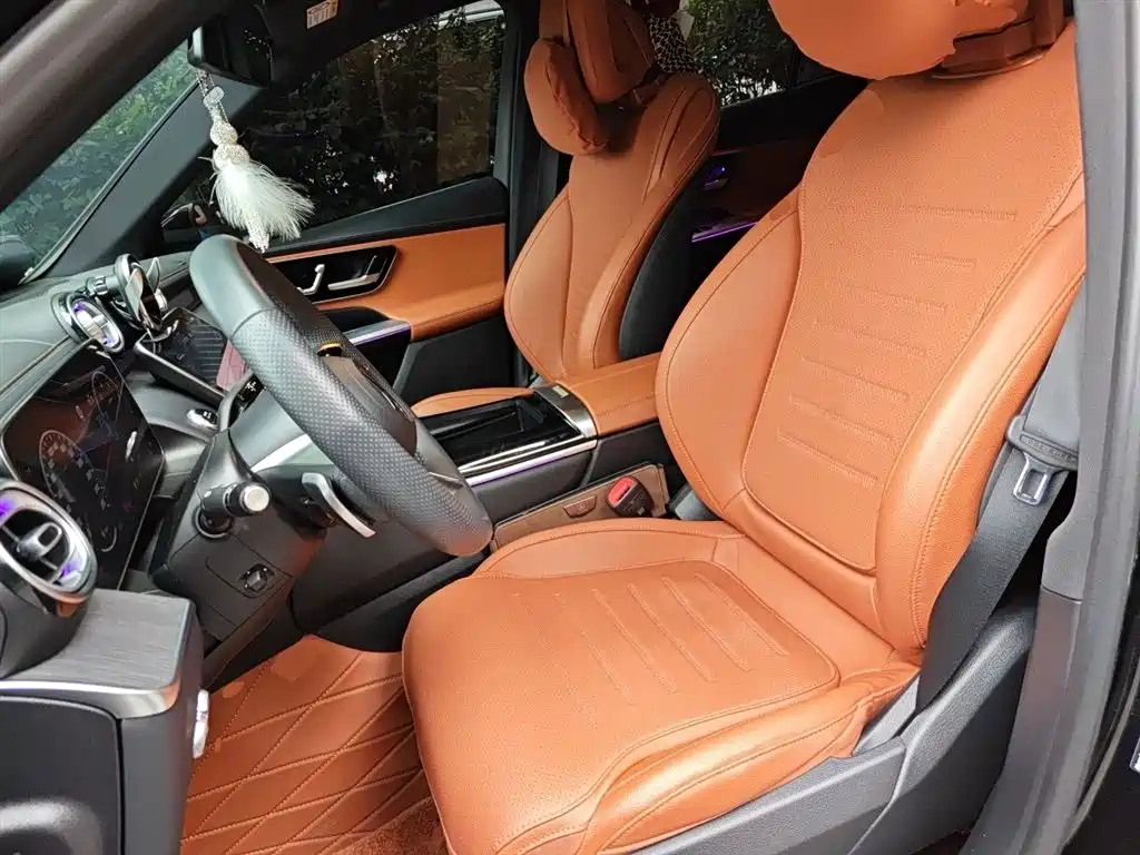 Mercedes-Benz GLC 2023 GLC 260 L 4MATIC Luxury 7-Seater фото 12