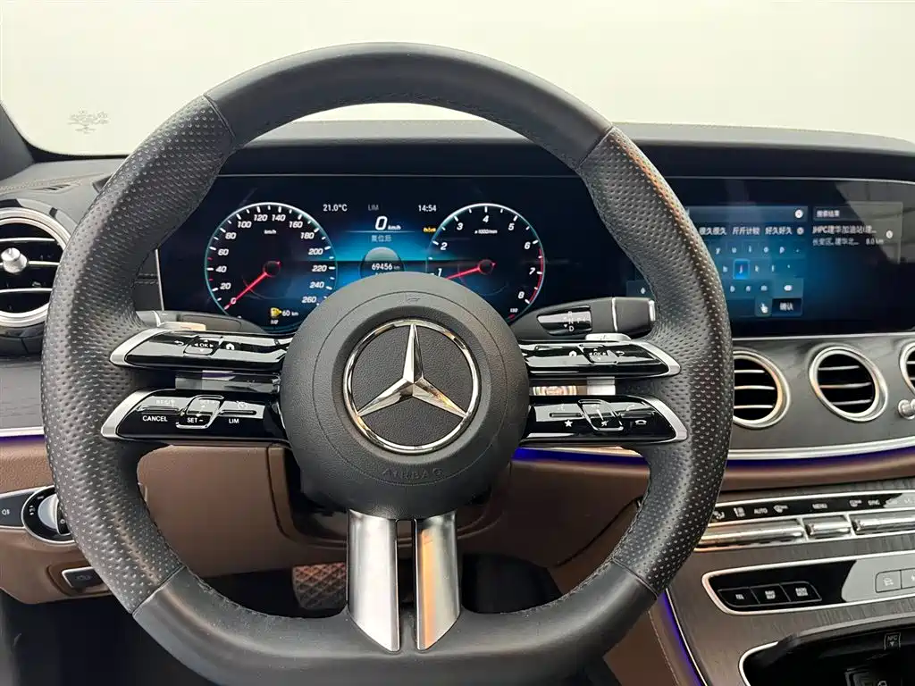 Mercedes-Benz E-Class 2023 E 300 L Luxury фото 11