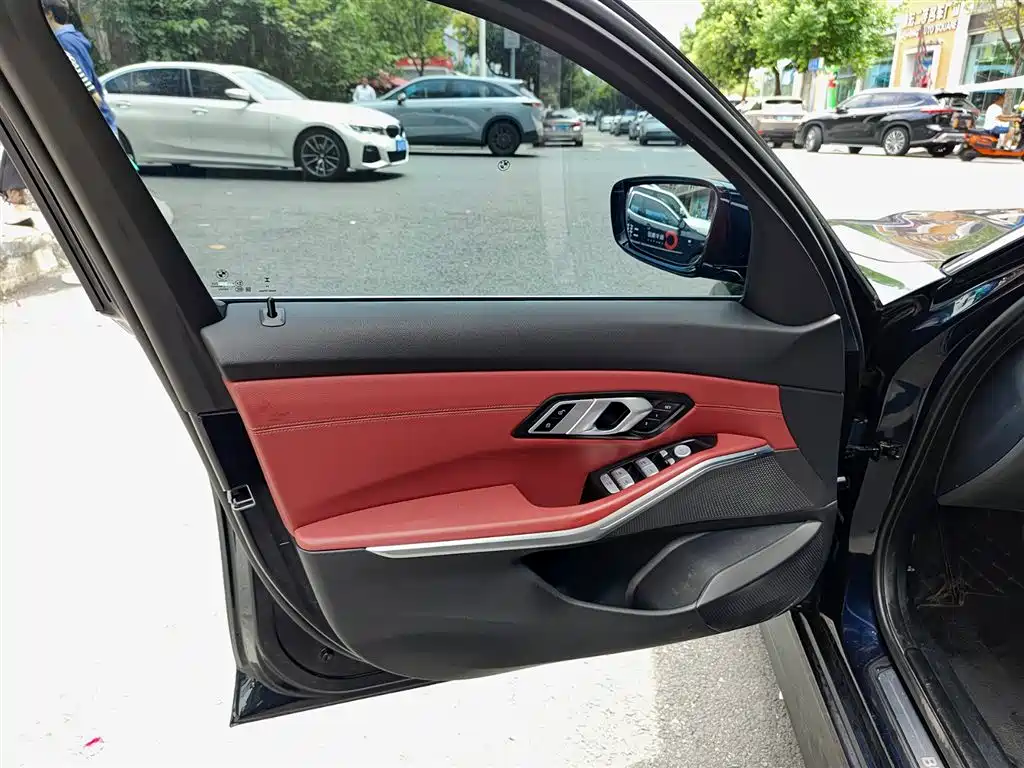 BMW i3 2024 eDrive 35 L фото 6