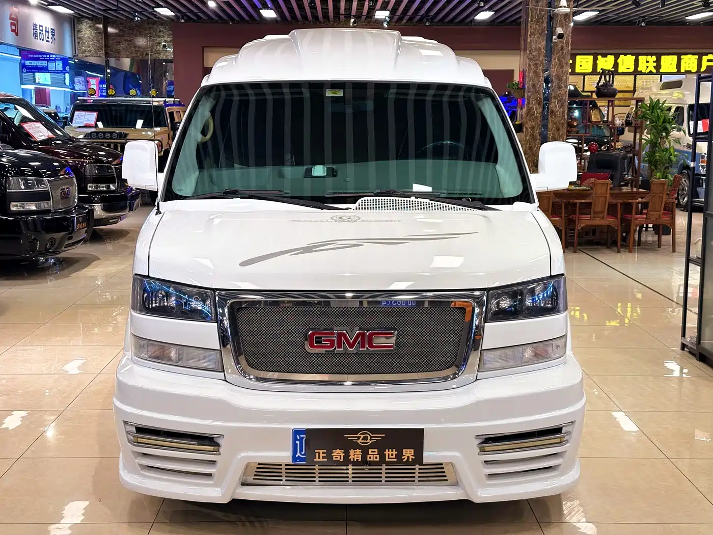GMC Savana 2017 2016 5.3L G600S 4WD Elegant Edition