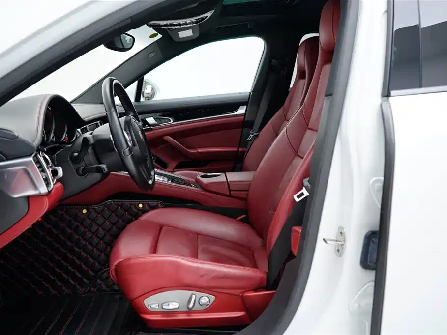 Porsche Panamera 2014 Panamera 3.0T фото 9