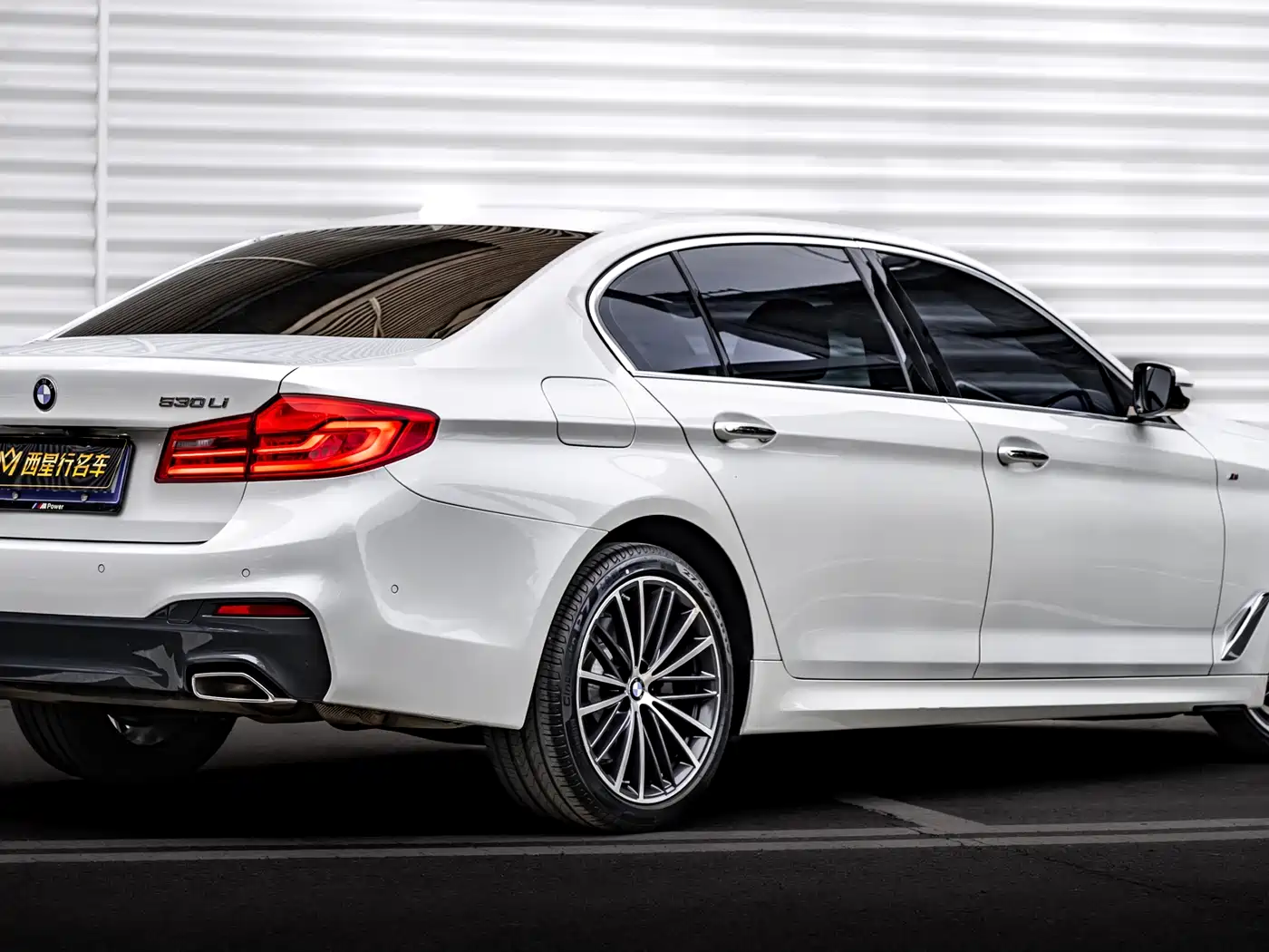 BMW 5 Series 2020 530Li Leading M Sport Package фото 4