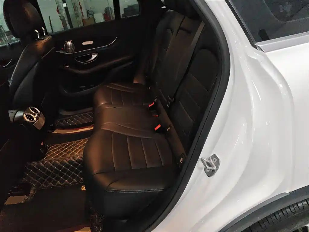 Mercedes-Benz GLC 2019 GLC 260 L 4MATIC Dynamic фото 13