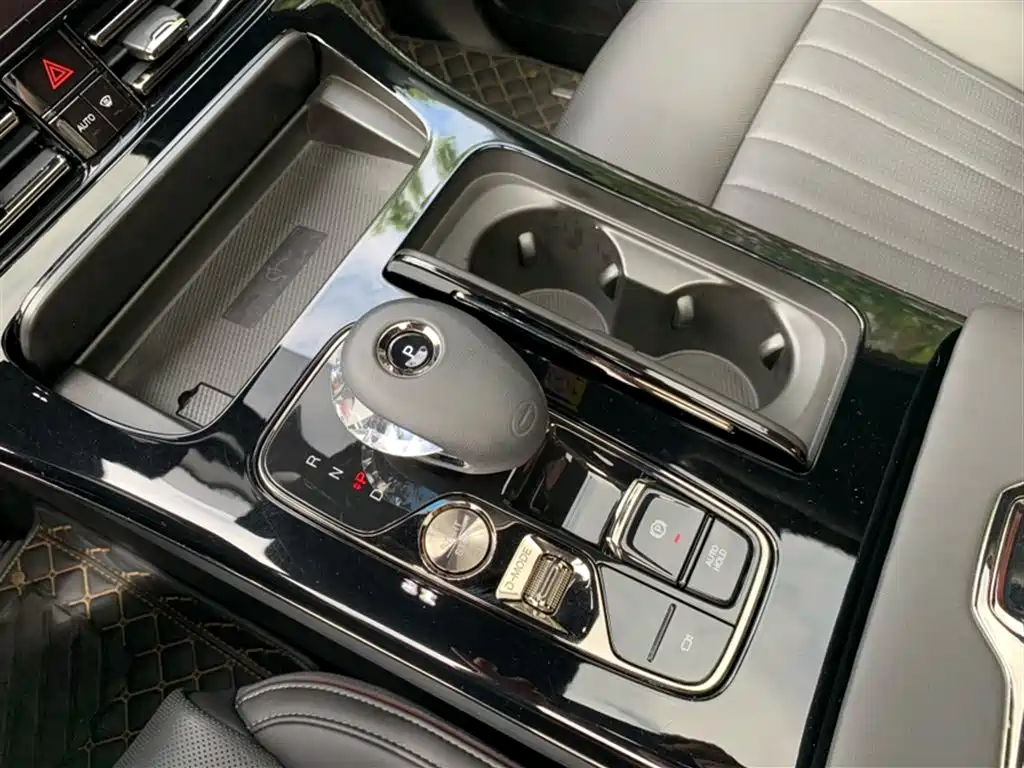 GAC Trumpchi Trumpchi M8 2023 Model Master Series 400T Ultimate Edition фото 20