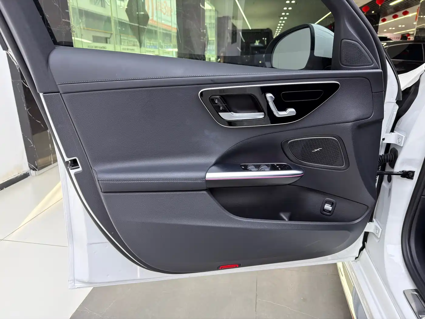 Mercedes-Benz C-Class 2024 Facelift C 260 L Sport фото 9