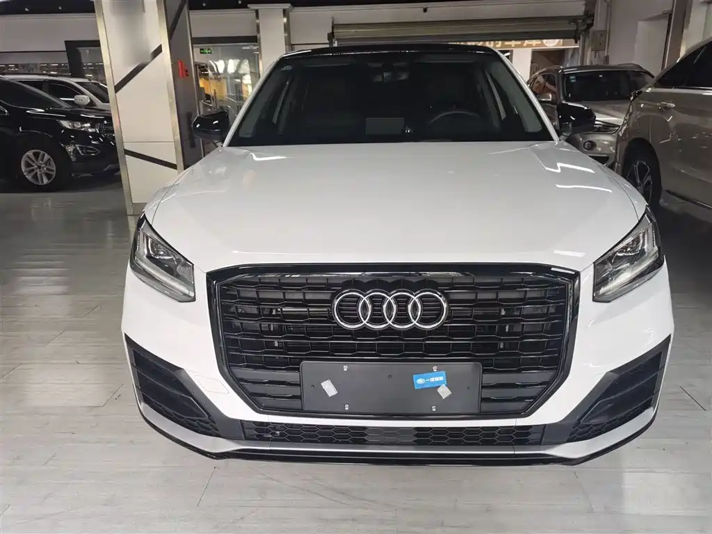 Audi Q2L 2018 35 TFSI Launch Exclusive Edition China VI фото 6