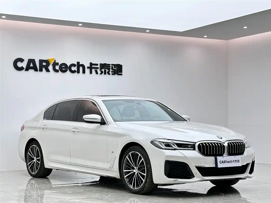 BMW 5 Series 2021 530Li Leading M Sport Package фото 6