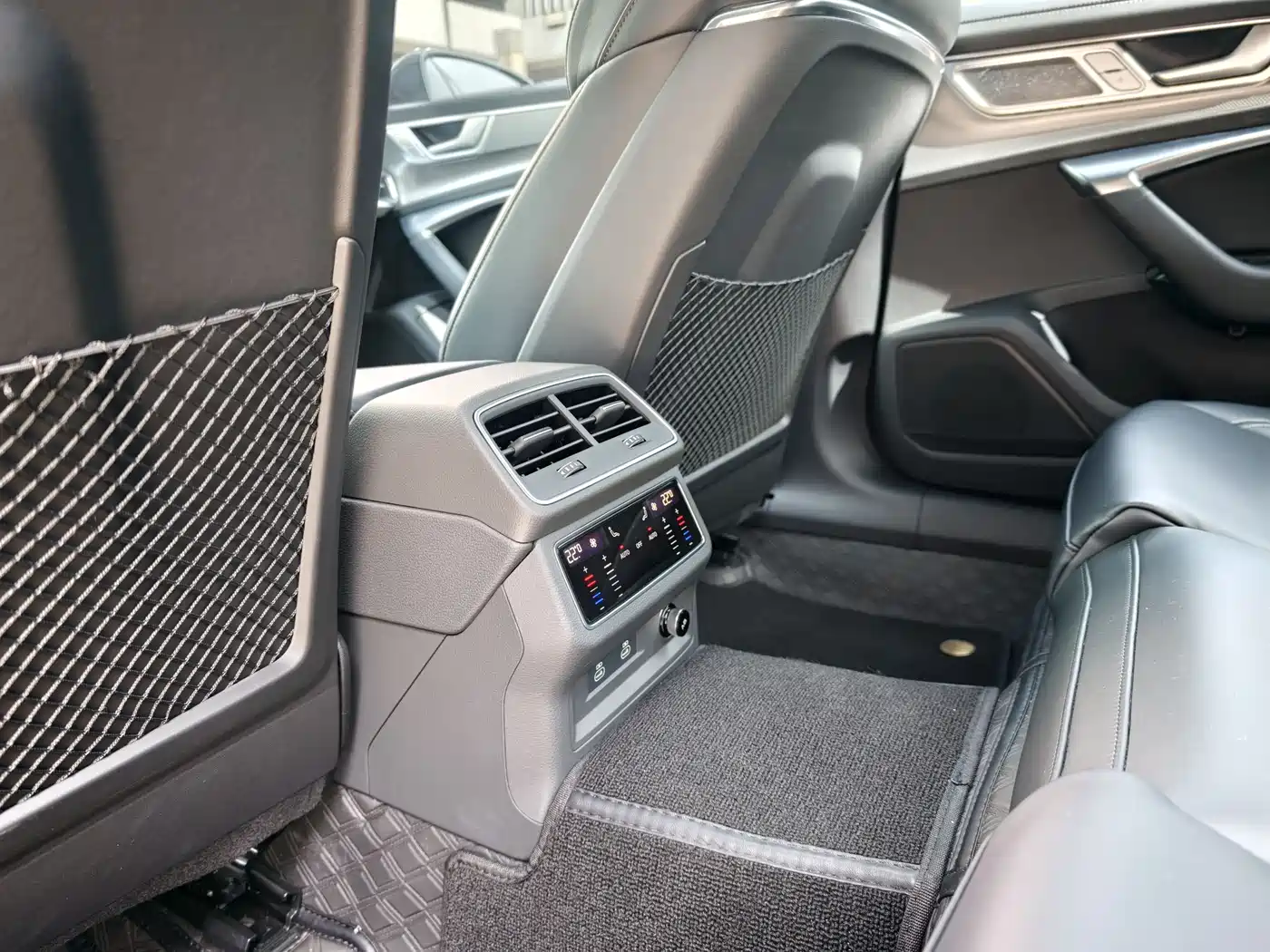 Audi A6L 2025 Model Year Facelift 45 TFSI Premium Sport фото 14
