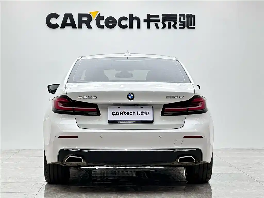 BMW 5 Series 2023 530Li Premium Luxury Package фото 4