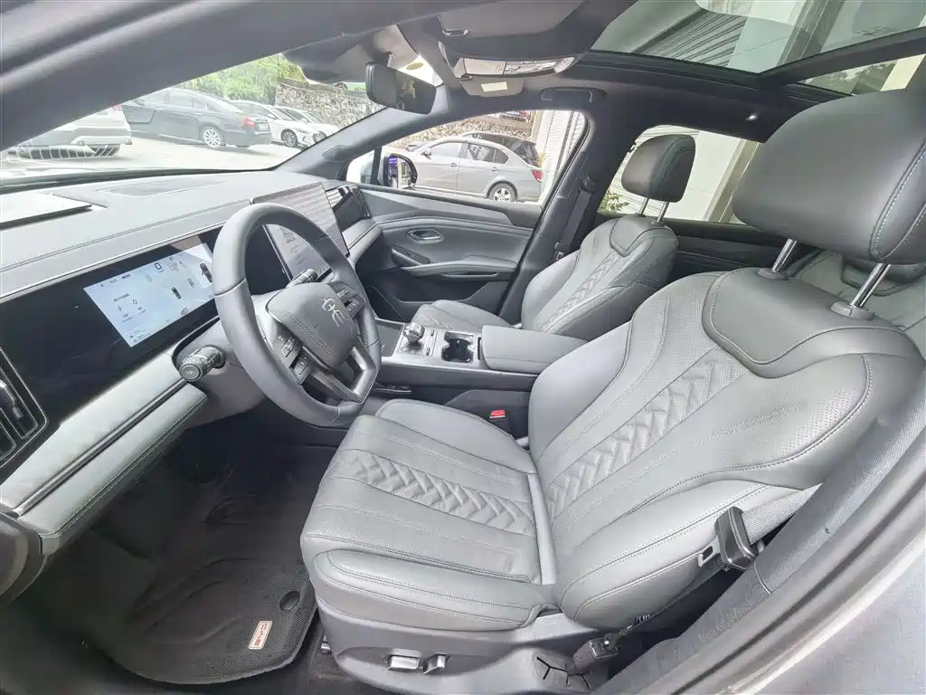 BYD Song L DM-i 2025 Smart Drive 160km Premium фото 4