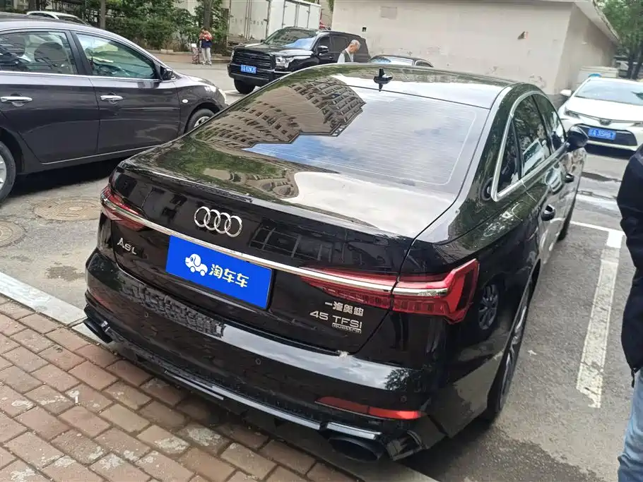 Audi A6L 2024 45 TFSI quattro Premium Dynamic фото 3