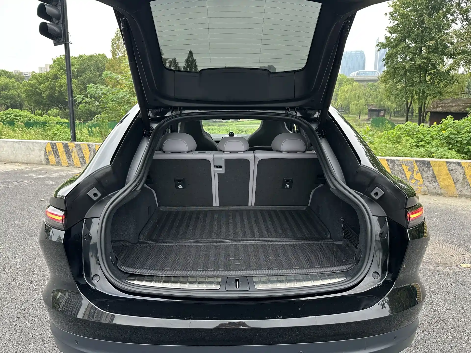 Фото 30 - NIO EC6