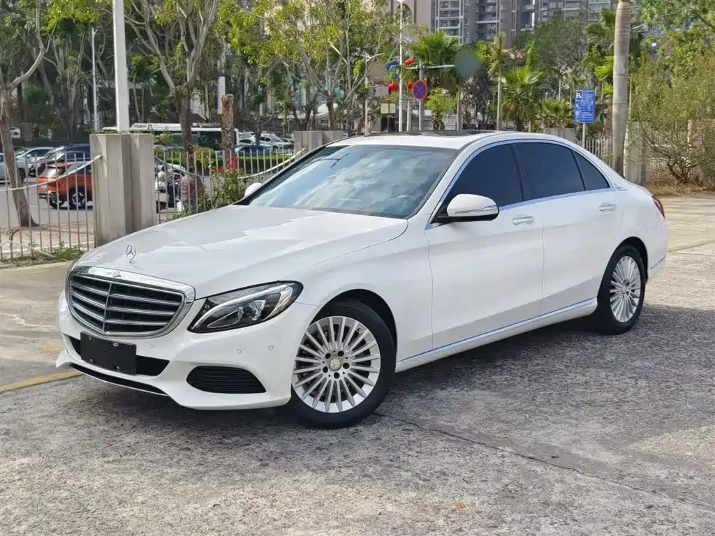 Mercedes-Benz C-Class 2016 C 180 L фото 4