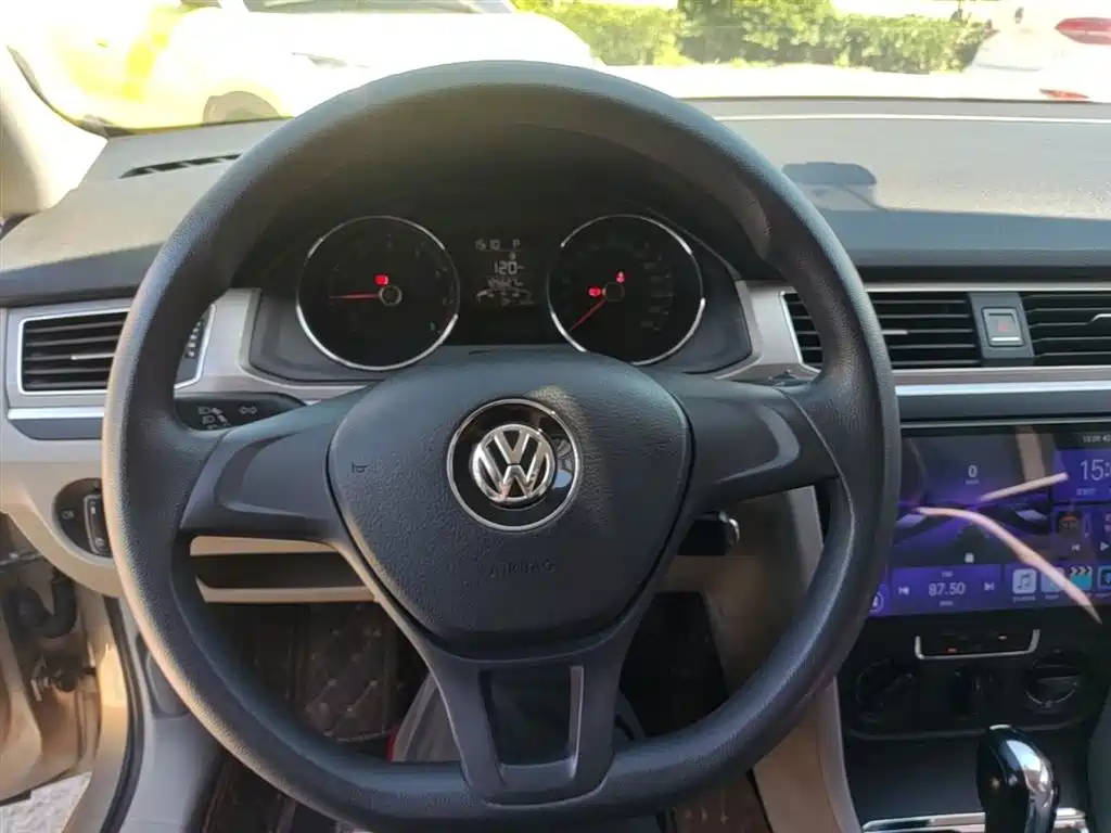Volkswagen Bora 2016 Model 1.6L Automatic Fashion фото 11
