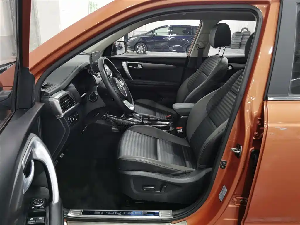 Kia Sportage 2018 2.0L Automatic Smart Luxury (China V) фото 10