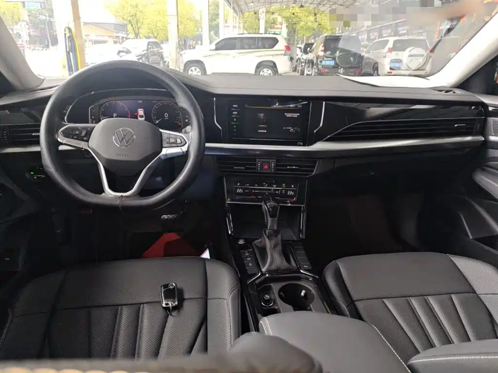 Volkswagen Passat 2025 Outstanding 380TSI Dragon Soaring Edition фото 10