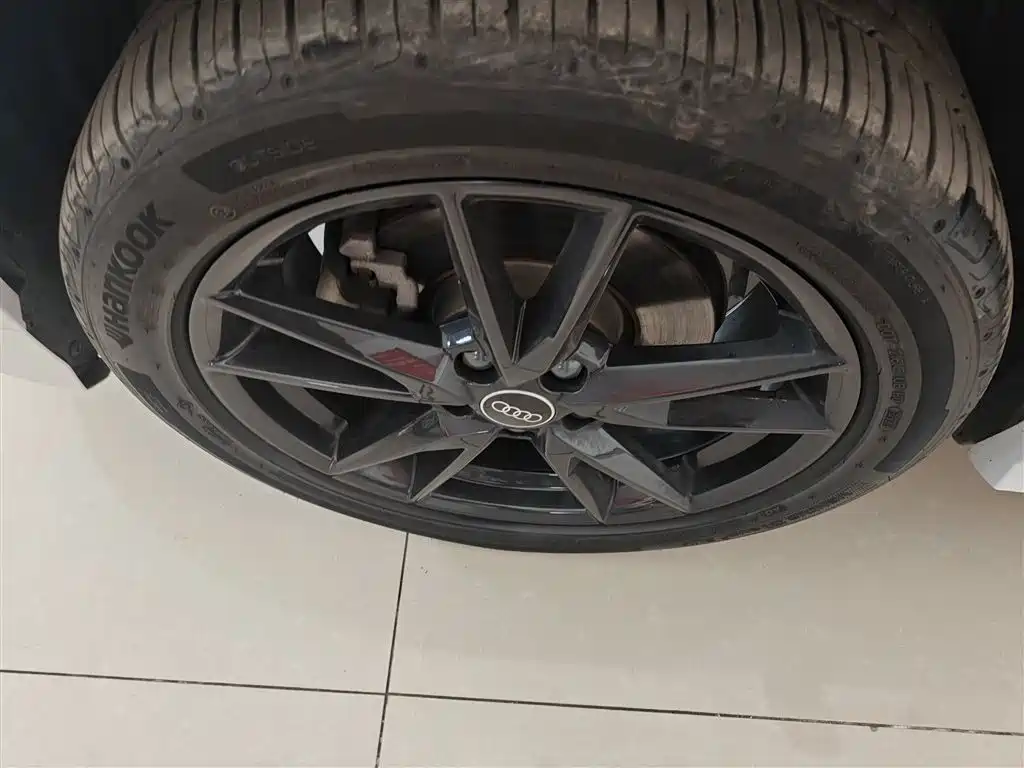 Audi Q2L 2024 35TFSI Progressive Sport фото 25