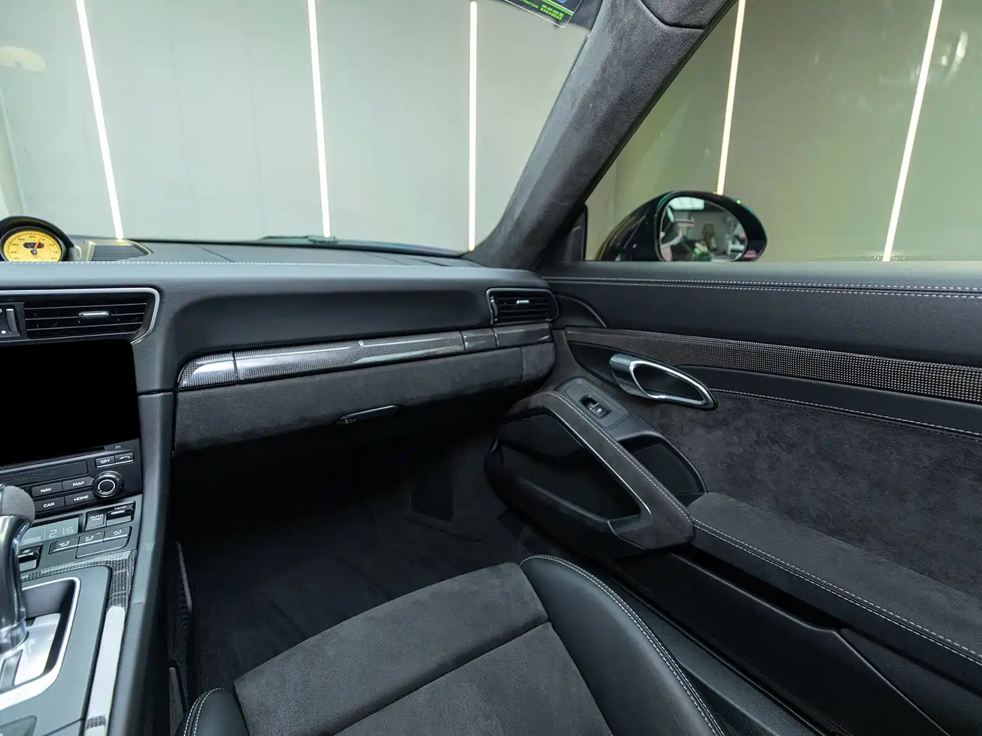 Porsche 911 2018 GT3 4.0L фото 11