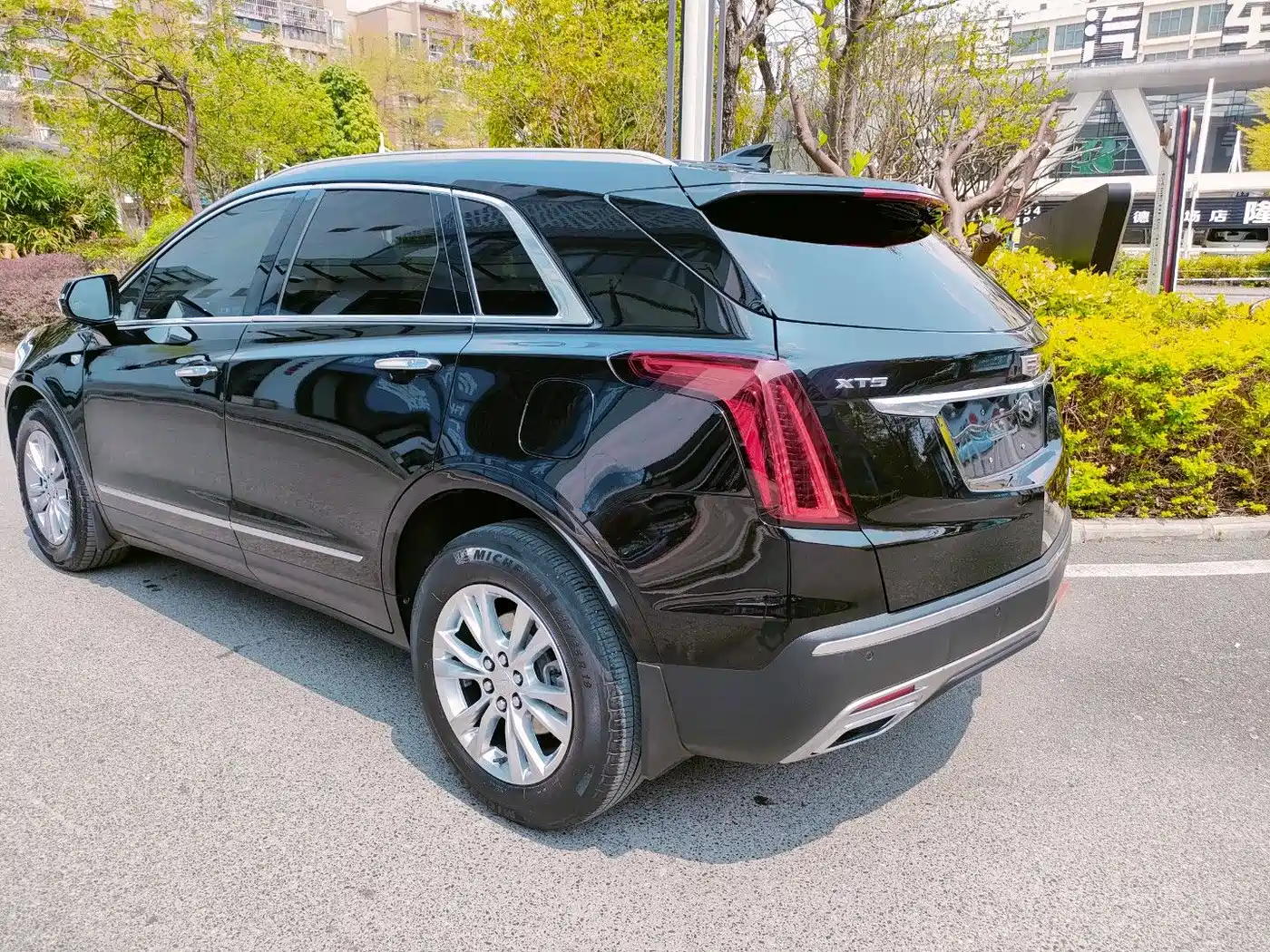 Cadillac XT5 2022 2.0T 2WD Luxury фото 3