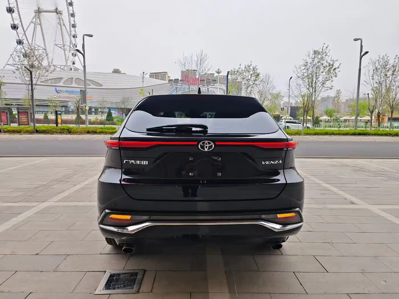 Toyota Venza 2022 2.0L CVT 2WD Premium фото 5