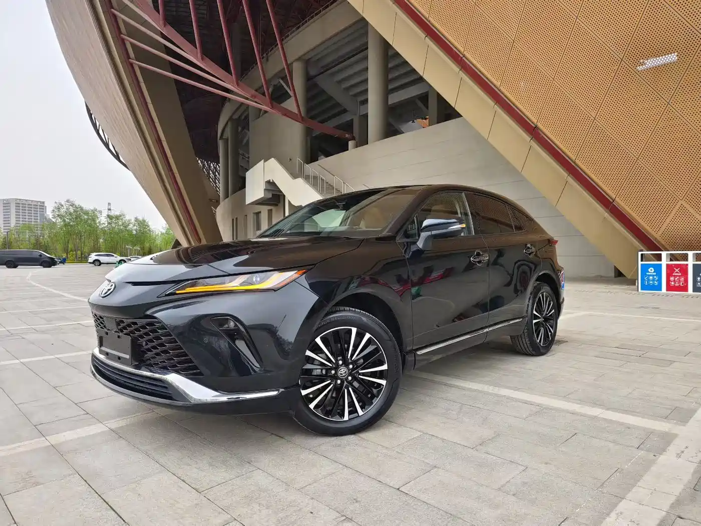 Toyota Venza 2022 2.0L CVT 2WD Premium