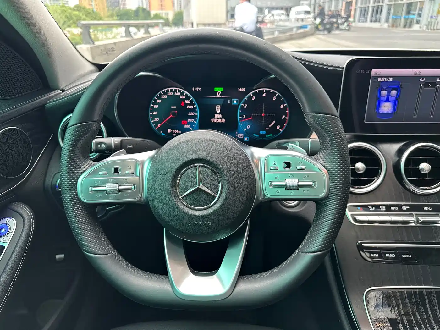 Mercedes-Benz C-Class 2020 Facelift C 260 L Sport фото 13