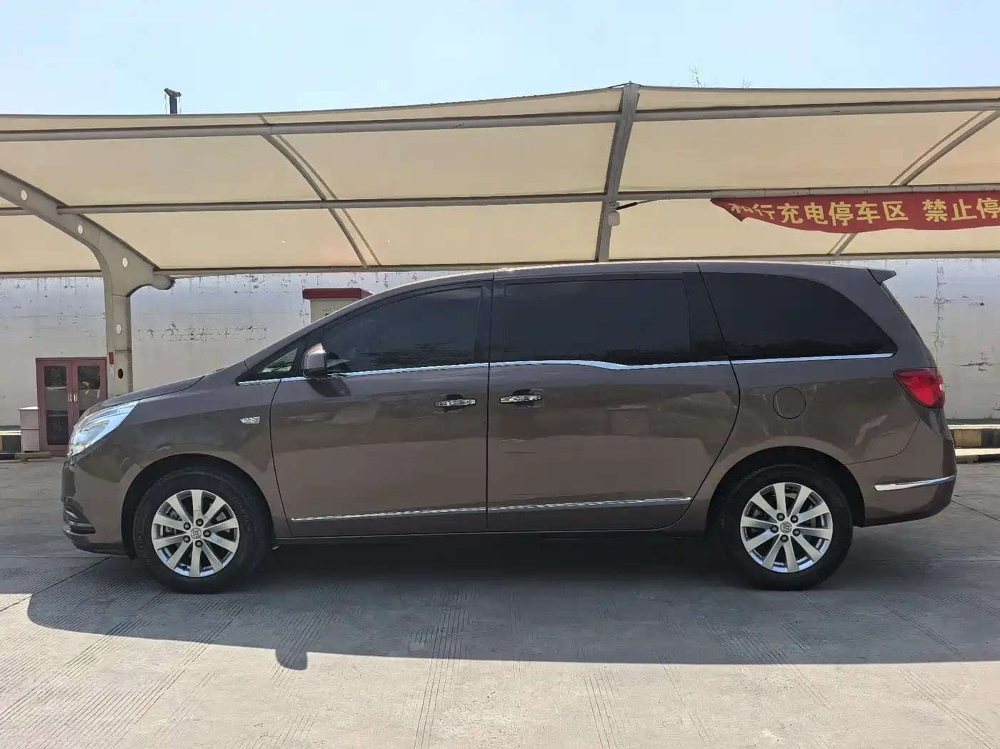 Buick GL8 2018 28T Luxury Model China VI фото 8