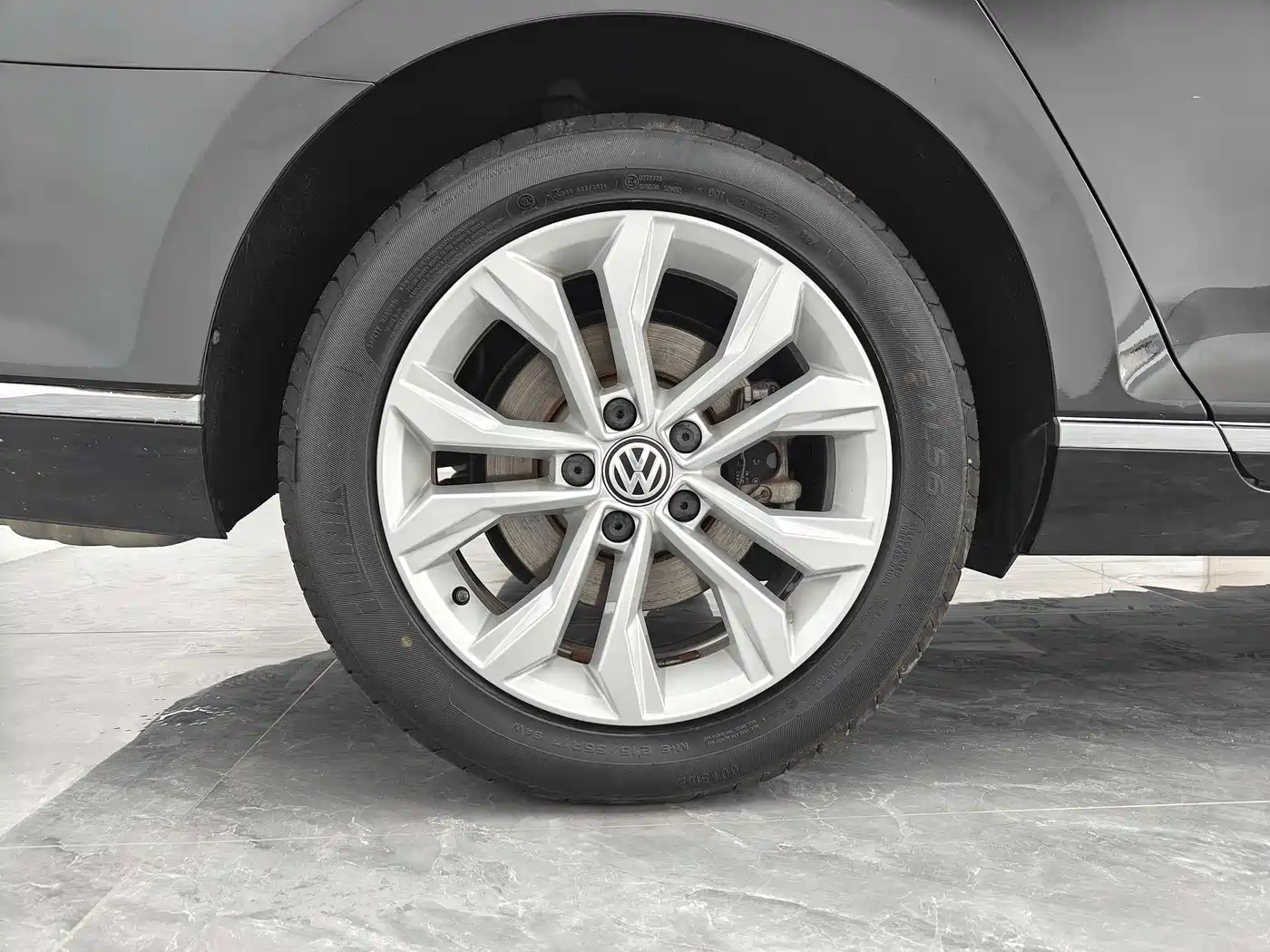 Volkswagen Magotan 2019 330TSI DSG Luxury Class China VI фото 17