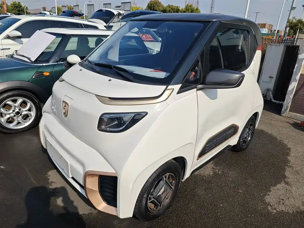 BAOJUN E200 2019