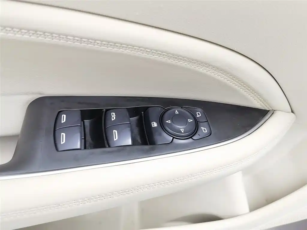 Buick Regal 2020 552T Elite фото 9