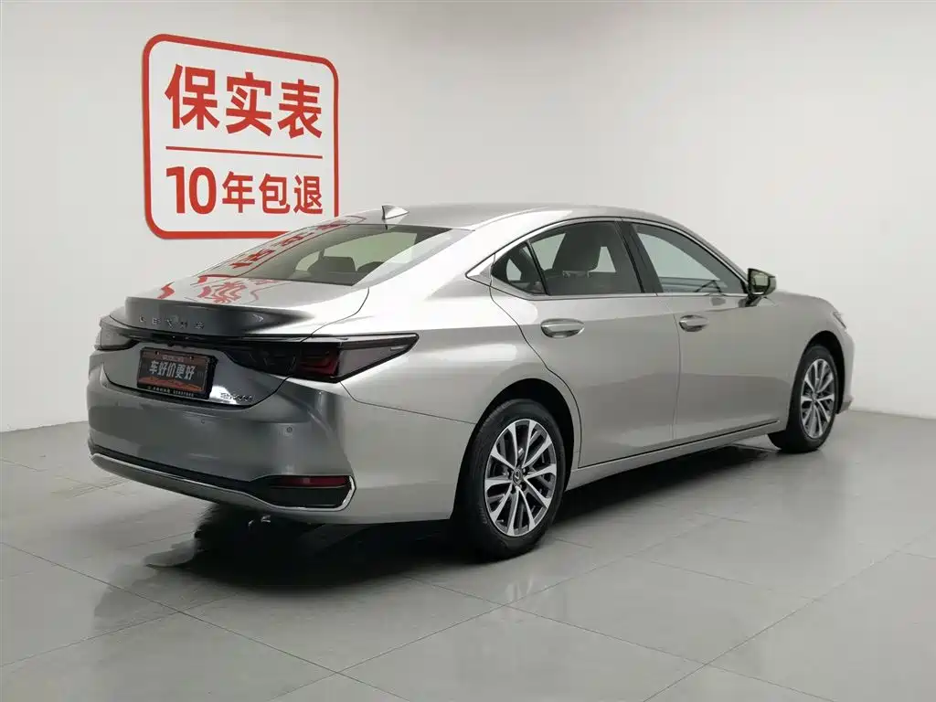 Lexus ES 2025 200 Ultimate Edition фото 2