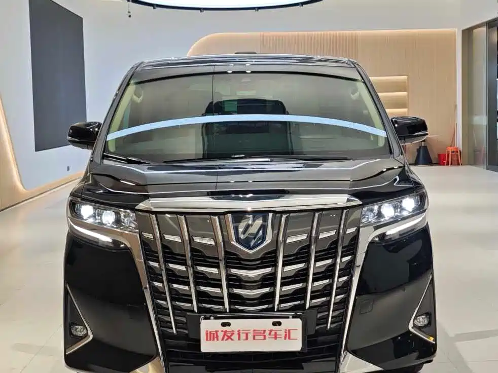 Toyota Alphard 2021 Hybrid 2.5L Premium фото 3