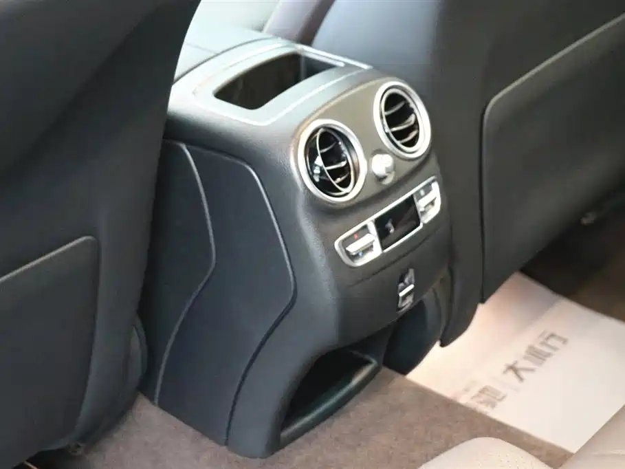 Mercedes-Benz GLC 2020 Facelift GLC 300 L 4MATIC Dynamic фото 21