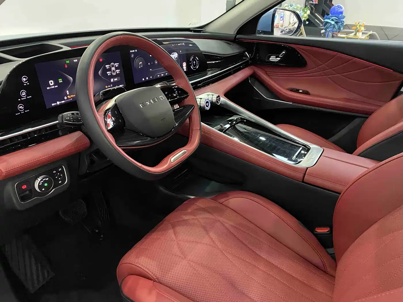 Exeed Yaoguang 2026 2023 400T 2WD Premium Edition