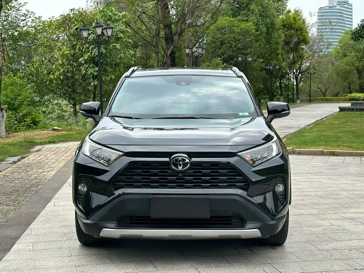 Toyota RAV4 Rongfang 2020 2.0L CVT 2WD Trend Edition фото 2