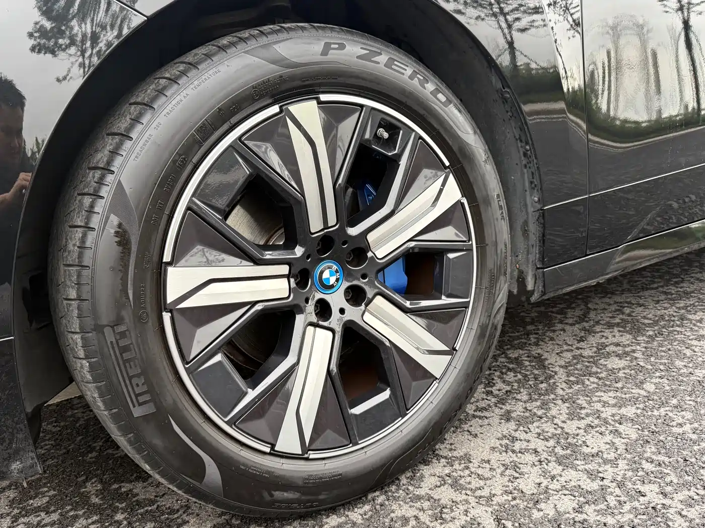 BMW iX 2022 xDrive40 фото 4